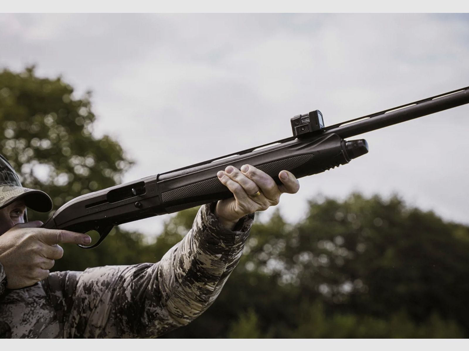 Aimpoint 200907 Acro S-2™ 9 MOA celownik punktowy z wbudowanym mocowaniem do szyny strzelby