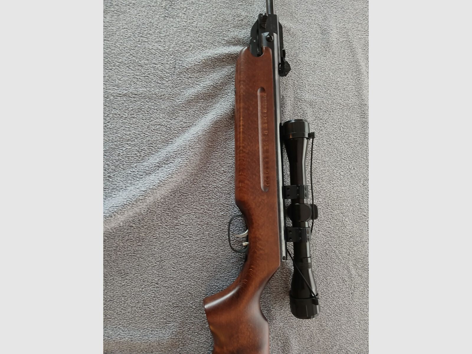 Weihrauch HW 35 mit Zielfernrohr 4x32