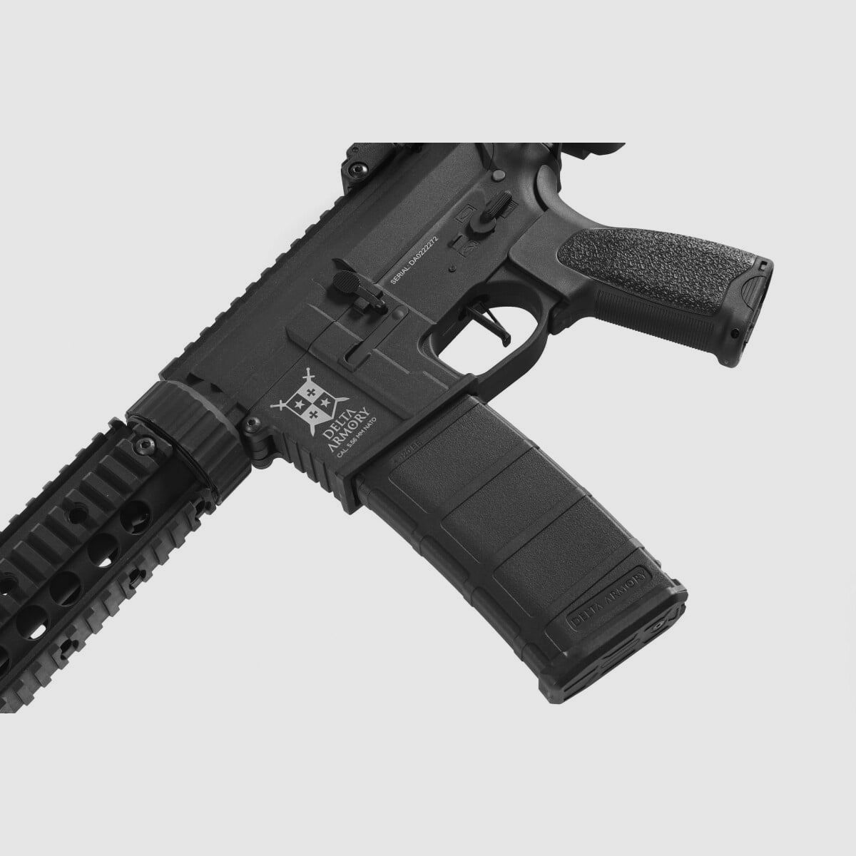 AR15 SilentOps 9 Zoll CHARLIE Schwarz S-AEG Softair Gewehr Frei ab 18 Jahren | Delta Armory