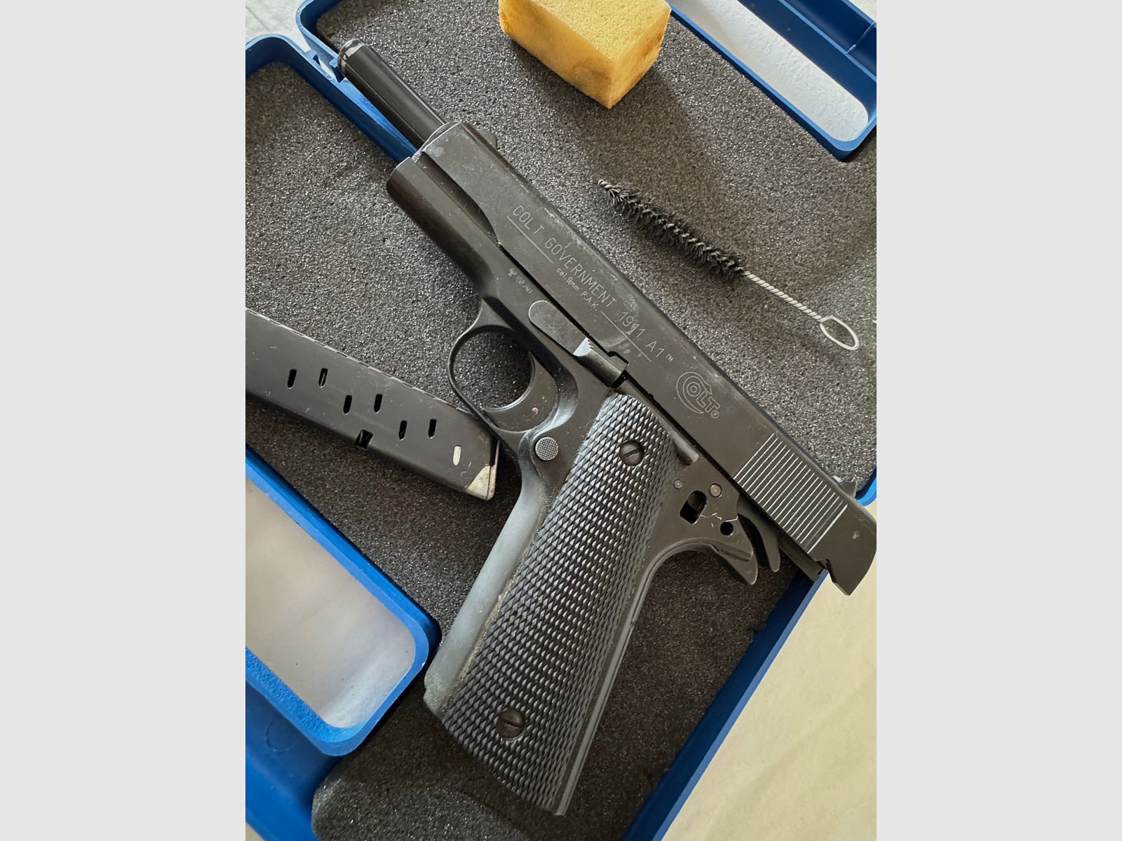 Umarex Colt Government 1911 A1 cal. 9mm P.A.K.