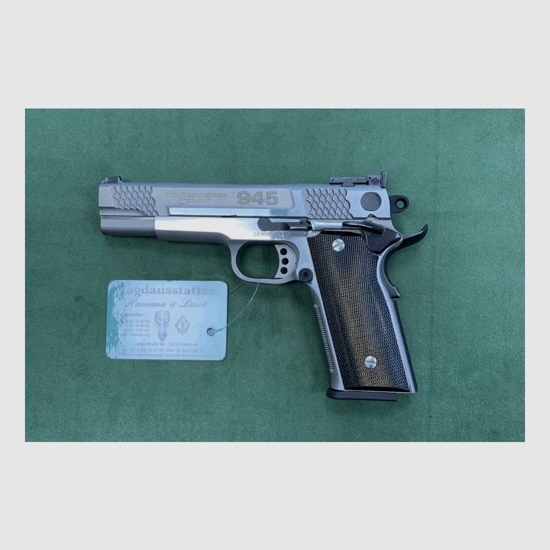 Smith & Wesson 945 .45Auto
