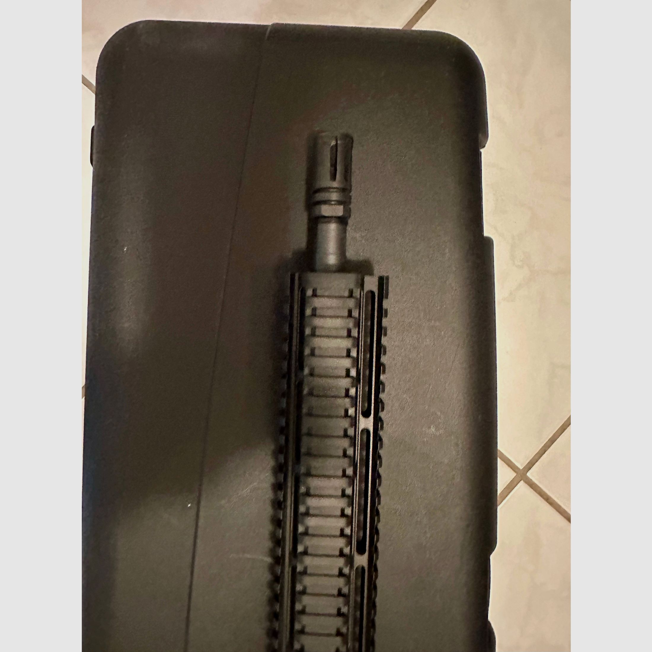 Selling as-new semi-automatic rifle from Hera Arms The 15th