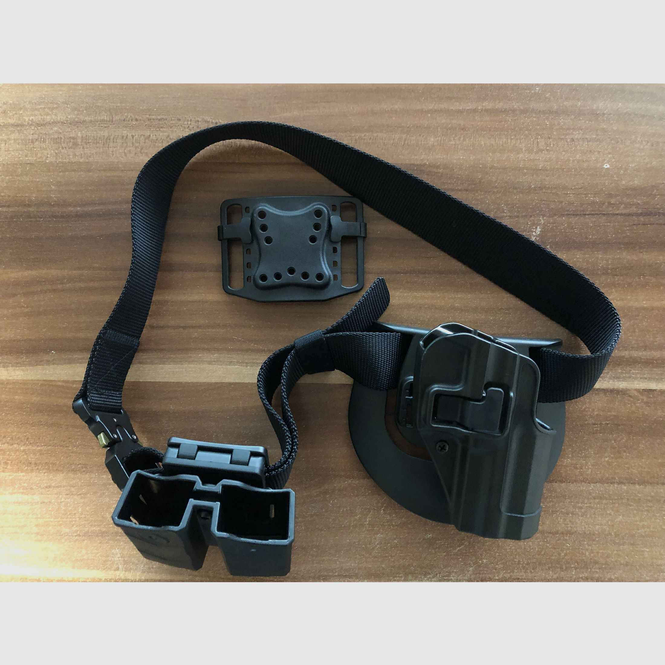 taktischer Gürtelholster Modell Black Hawk 2100298