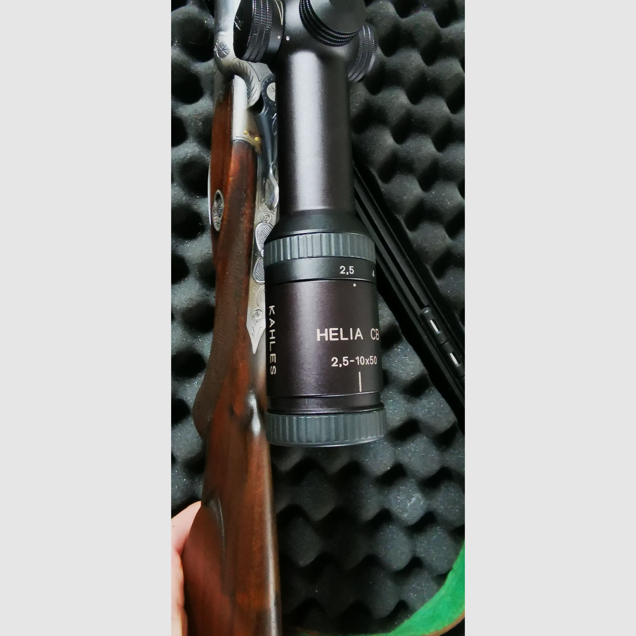 Perforación Sauer und Sohn Suhl 8x57 IRS y 16/70