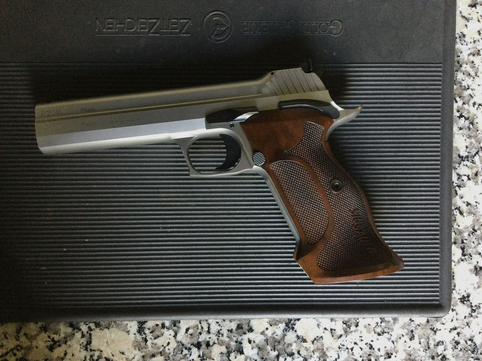 P210 Sig Sauer