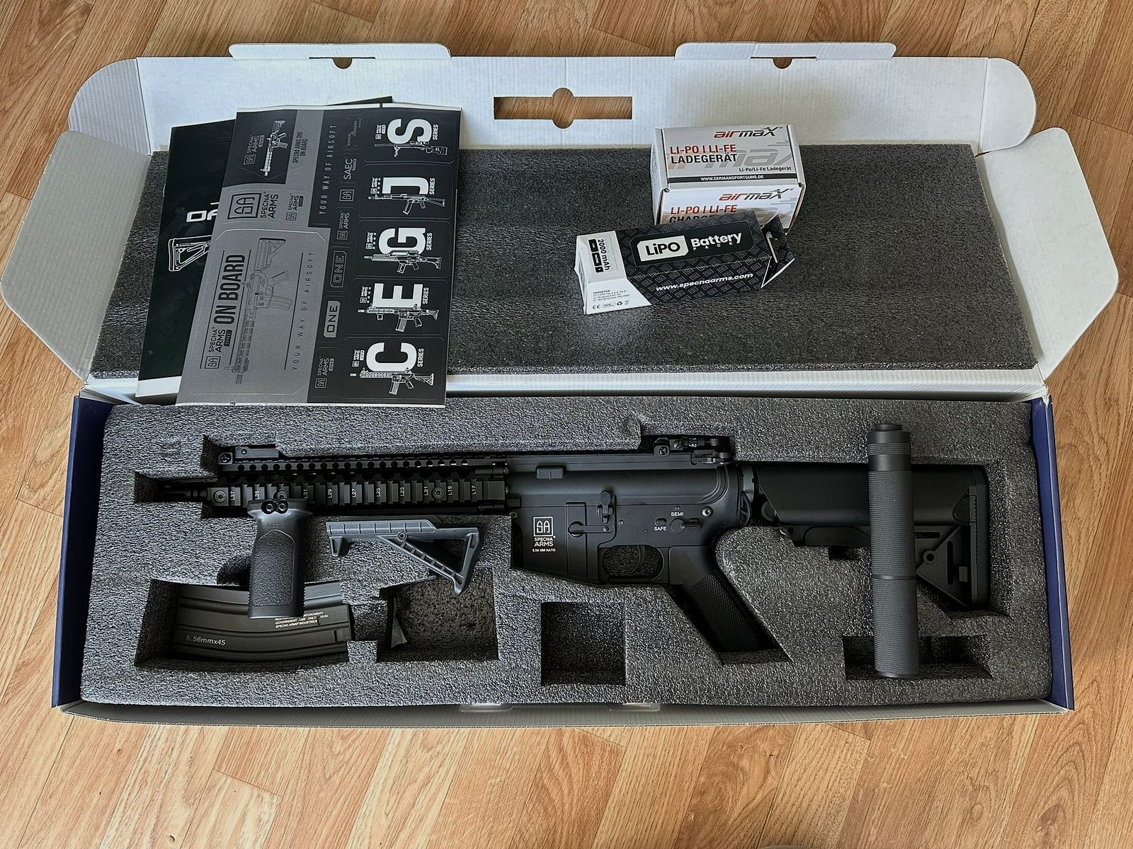 Specna Arms - SA-A03 One - Like new with original packaging and accessories