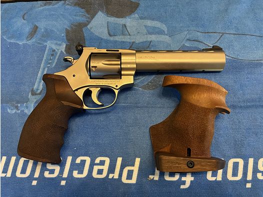 Hermann Weihrauch HW357 Target Trophy Match Stainless / mit 2 Griffen