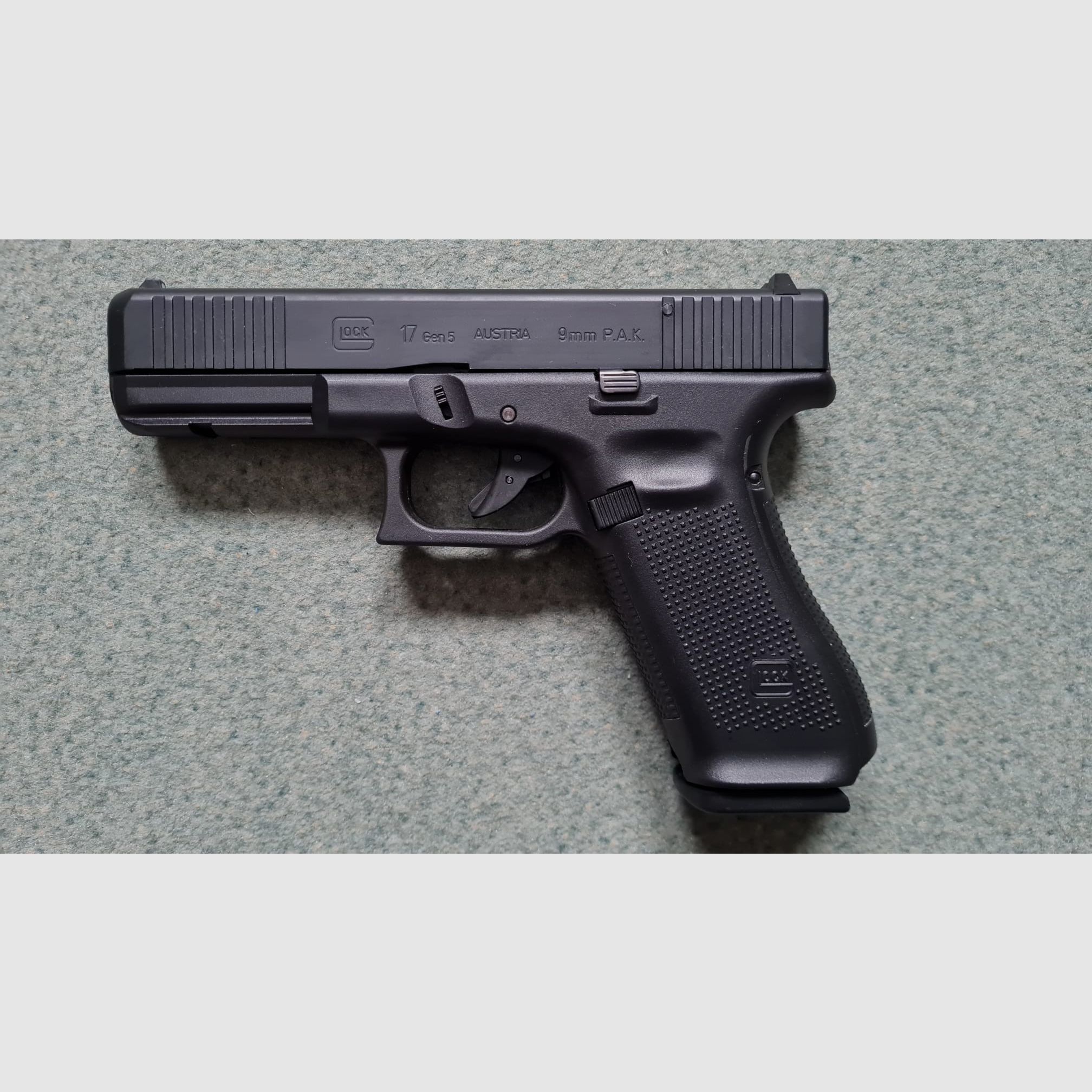Glock 17 Gen5 9mm P.A.K. Erste Auflage - Sammlerstück