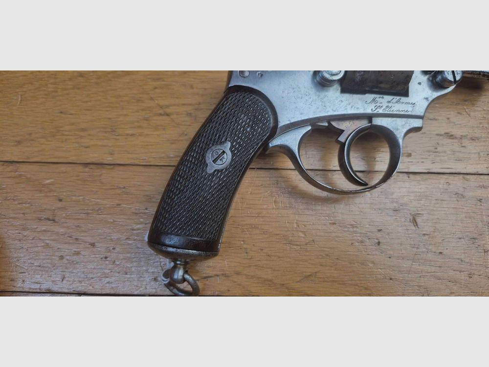 Guter regulärer Revolver Modell 1873 – Kaliber 11mm73 – vollständig monomatrikuliert – Noch mit strohgelb – MAS 1878 – Gute Mechanik, schöner Lauf und schöne Kammern – BE, Bild 3 von 19