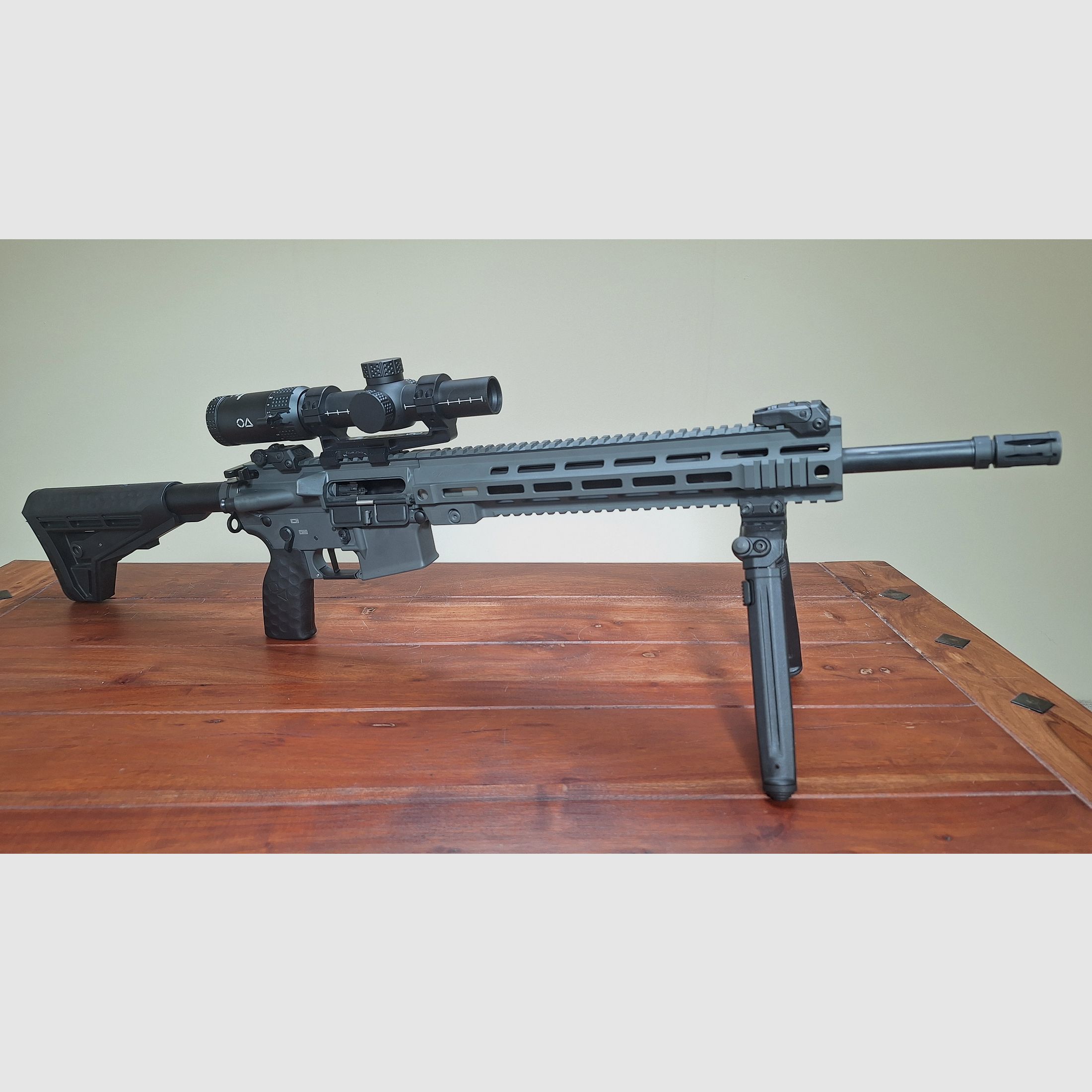 Oberland Arms M5 PR 16,75" – Cerakote Battleship Grey – sehr guter Zustand