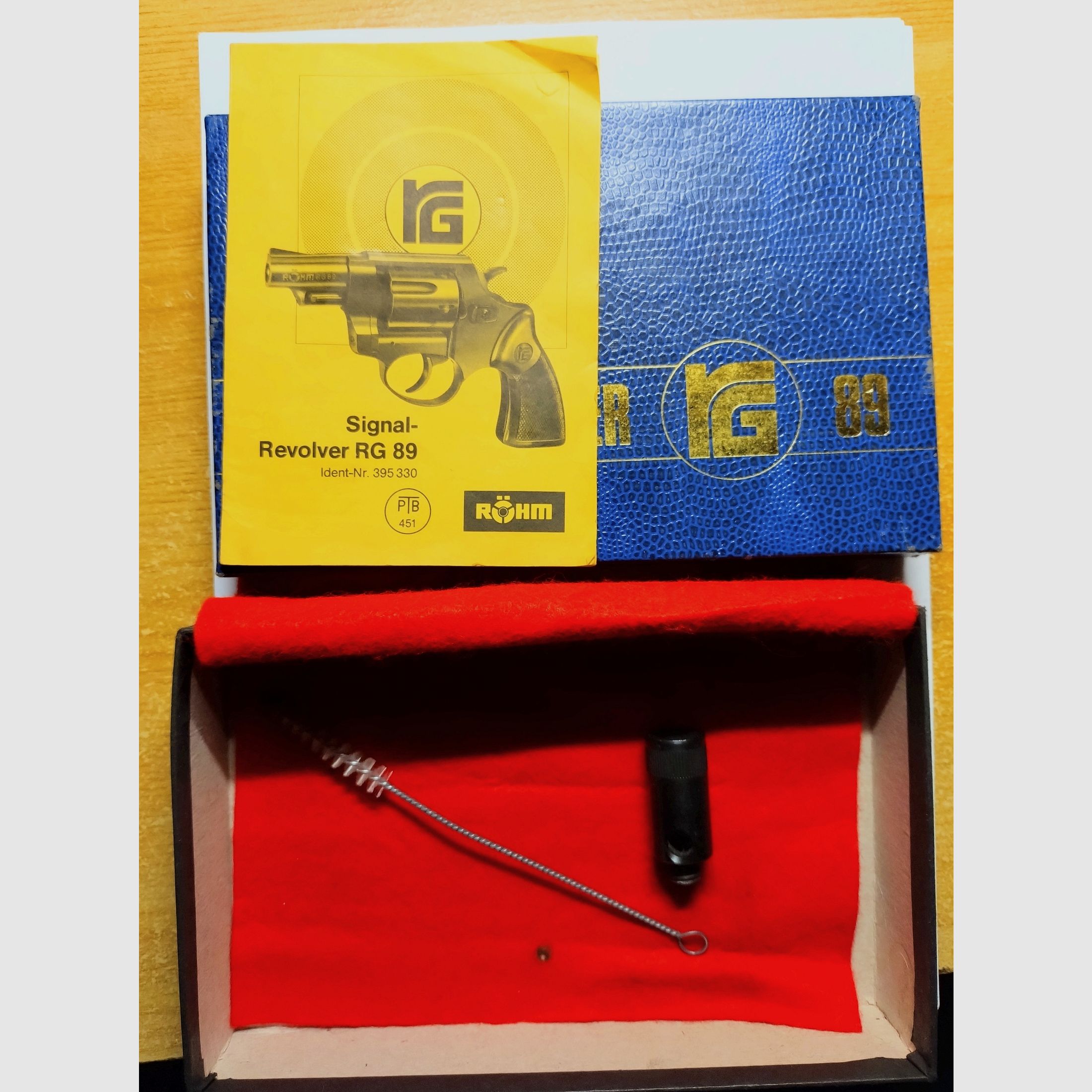 Packaging for RG 89 (without revolver)