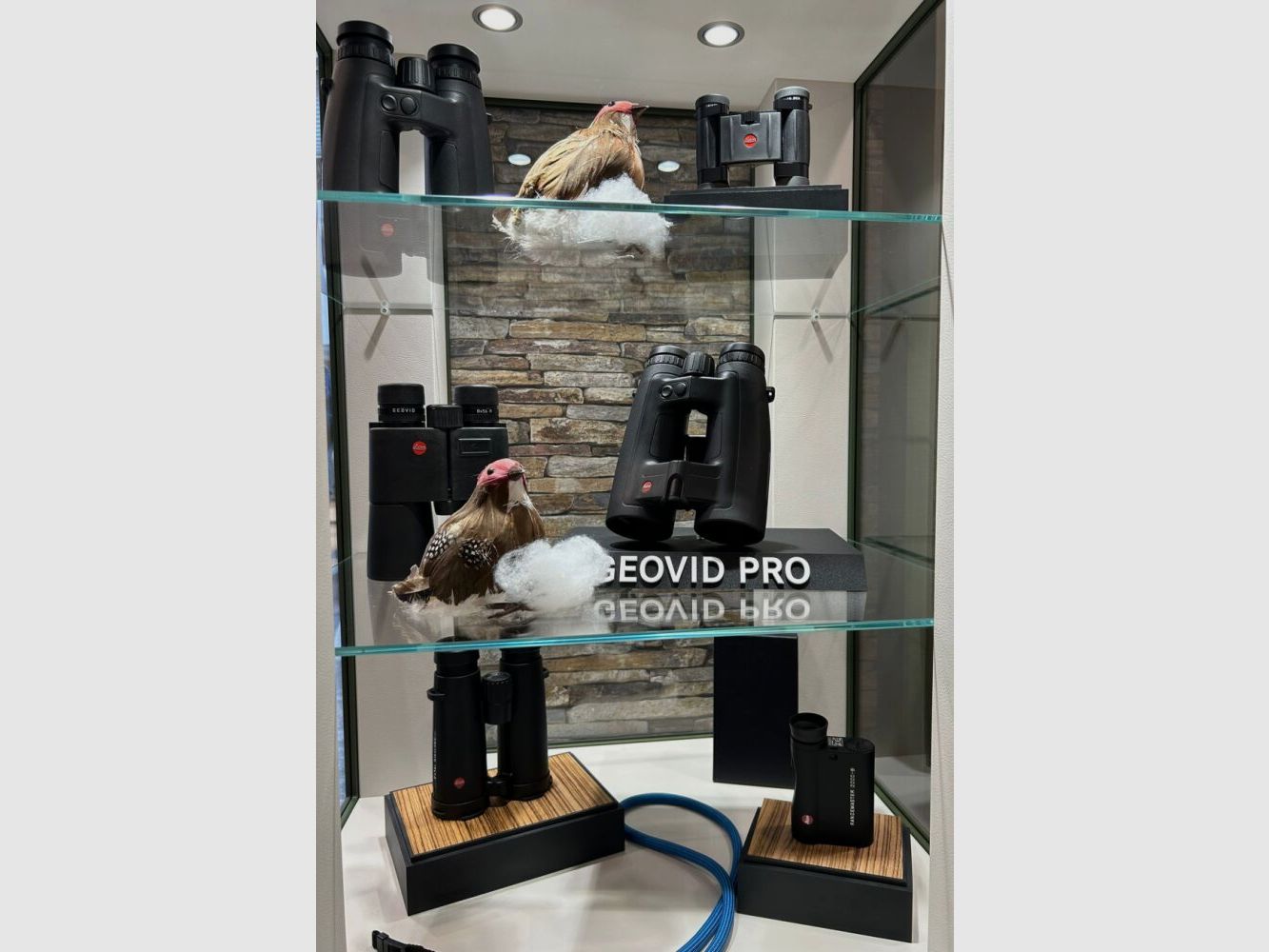 LEICA Rangemaster CRF 2000-B rangefinder