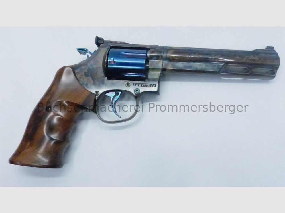 CLUB30 30-J. Club30 Anniversary Revolver