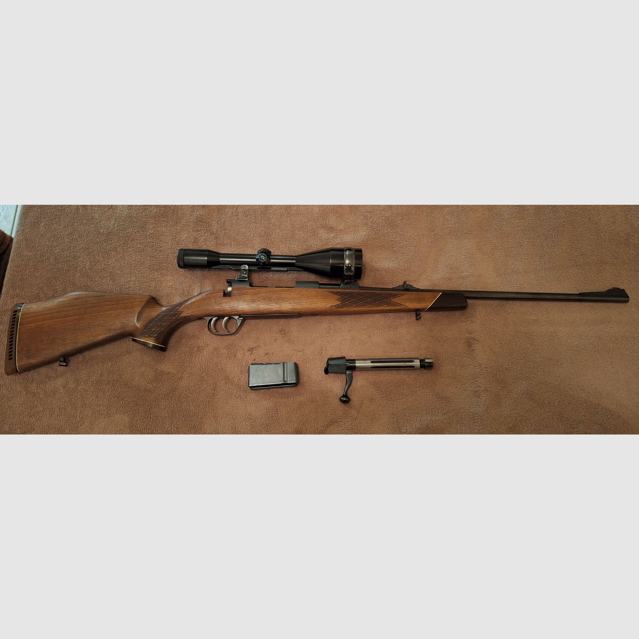 wunderschöne Reptierbüchse Akah Voere 7x64 mit Zeiss Diatal-Z 8x56 auf Suhler Einhakmontage Top! 
