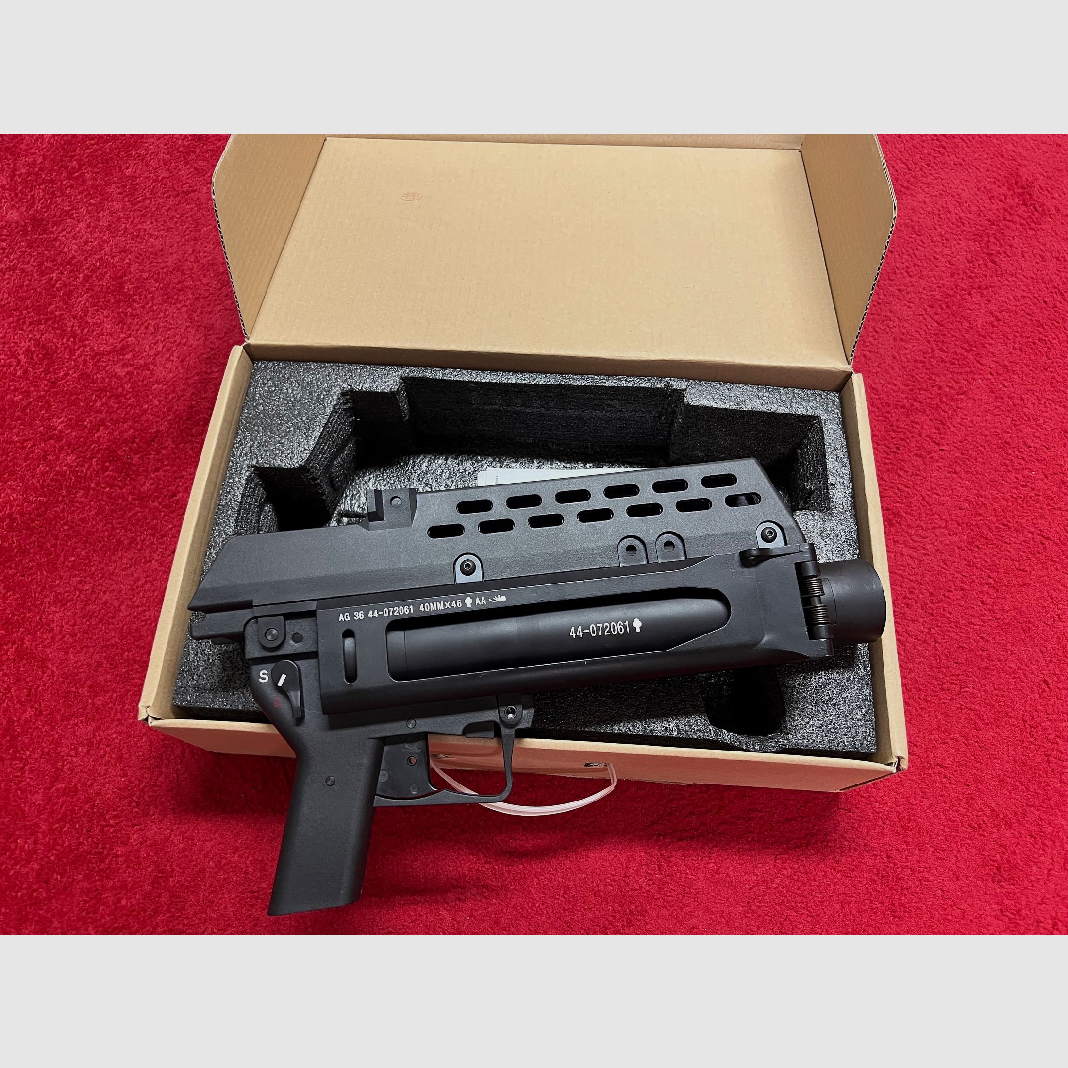 ST 36 Airsoft Granatwerfer für das G36 von S&T Armament in Schwarz 
