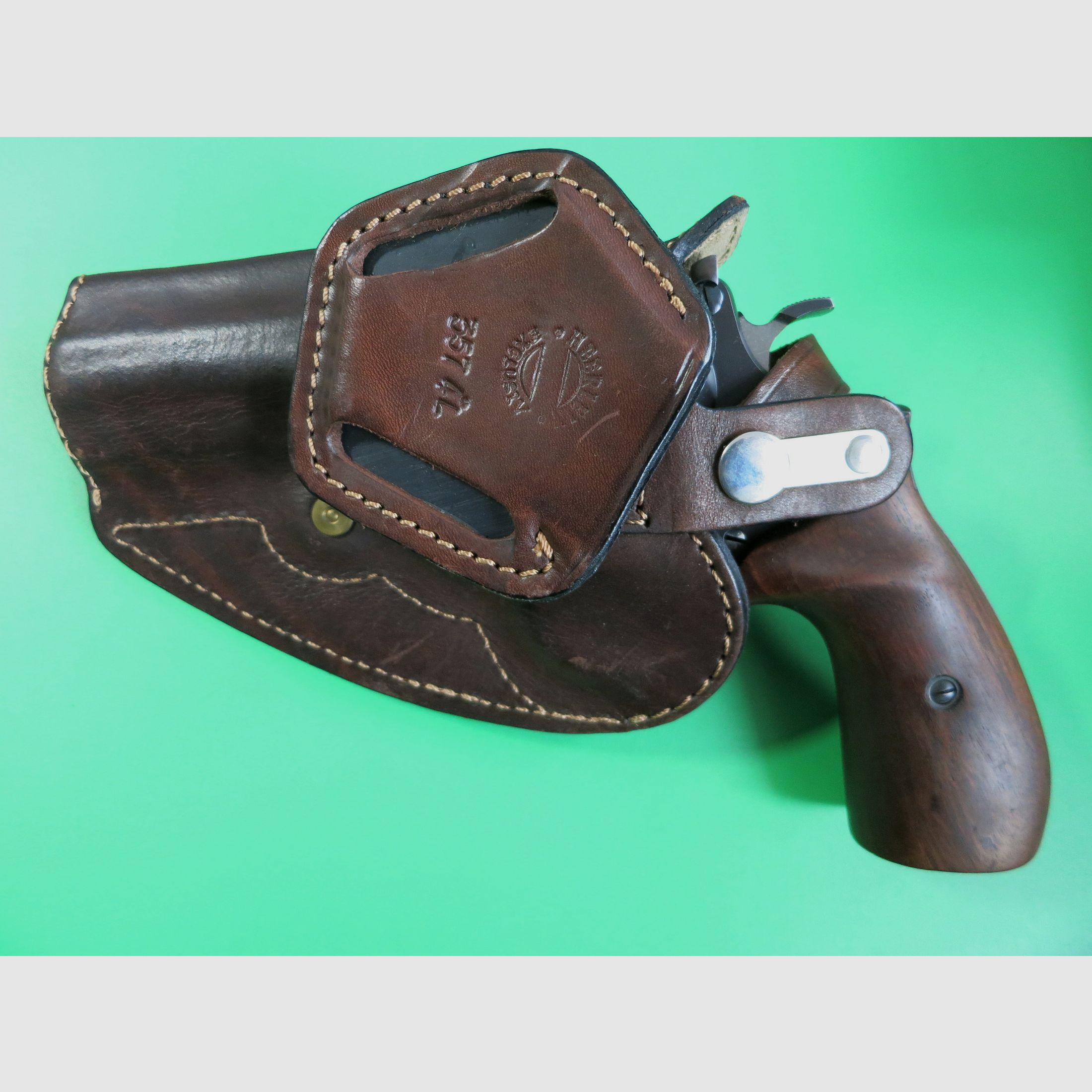 The best! Heerlein exclusive belt holster, .357 Magnum, 4", e.g. for Korth "Profi