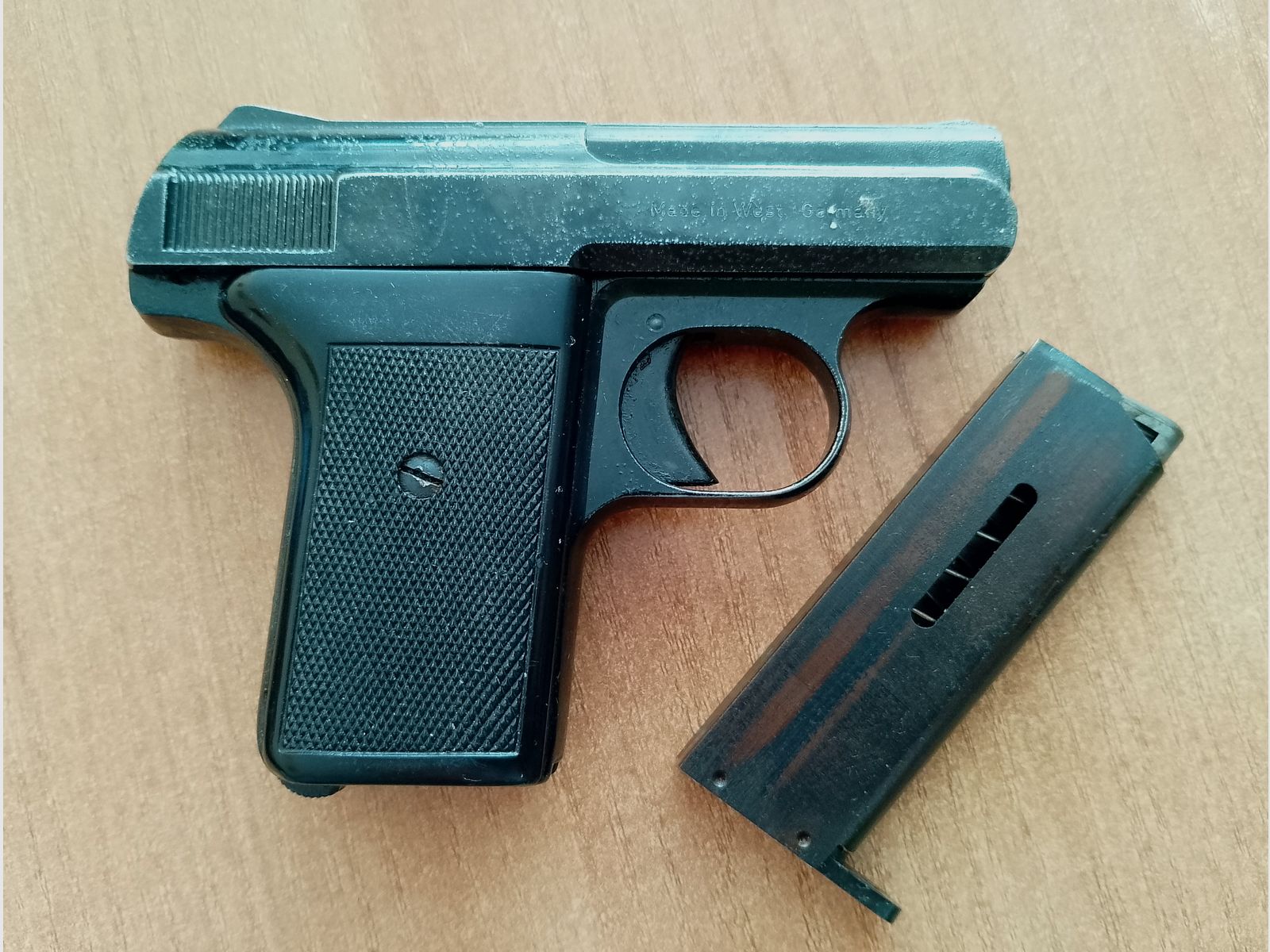 Reck Gaspistole P6 im Kaliber 8 mm Knall