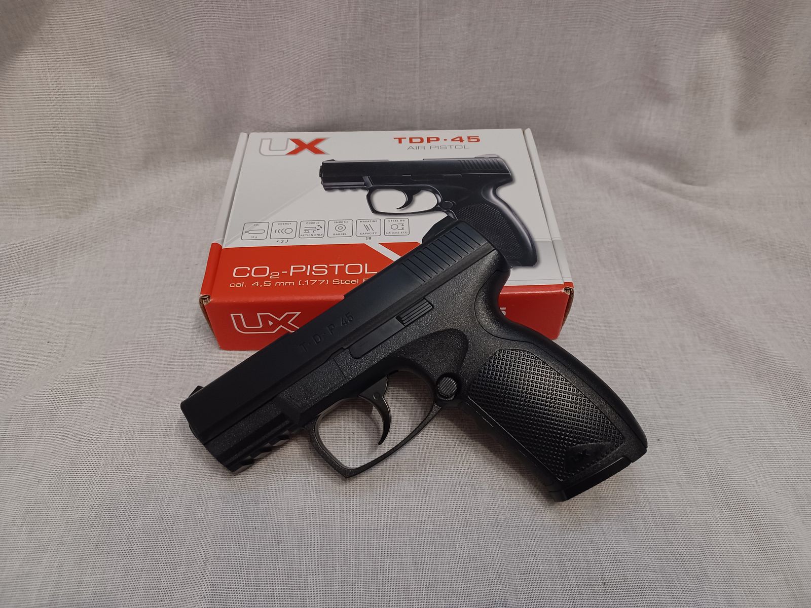 Umarex TDP 45 / 4,5 mm BB / CO2 / Pistole / OVP (79)