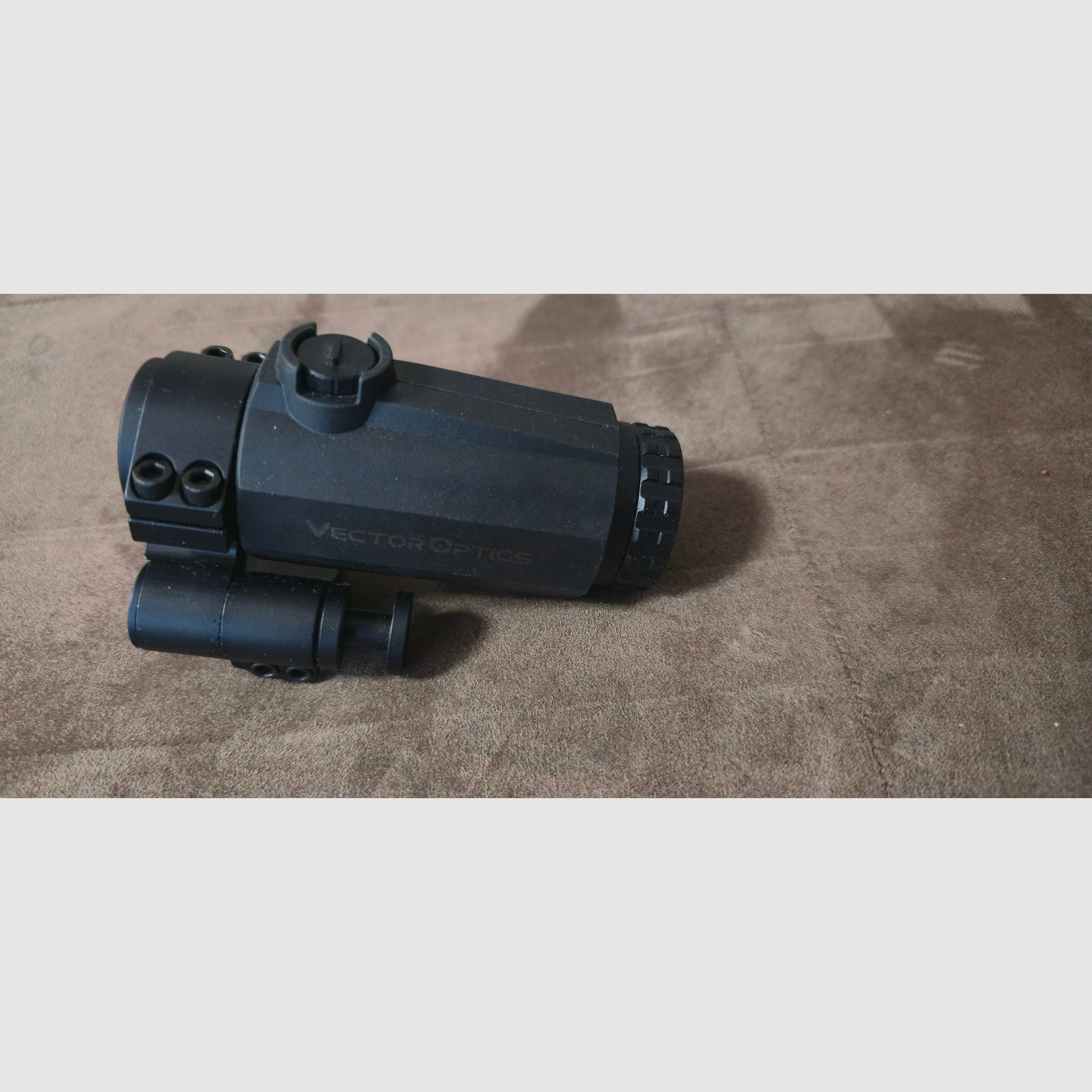 RedDot with 3× magnification - as new