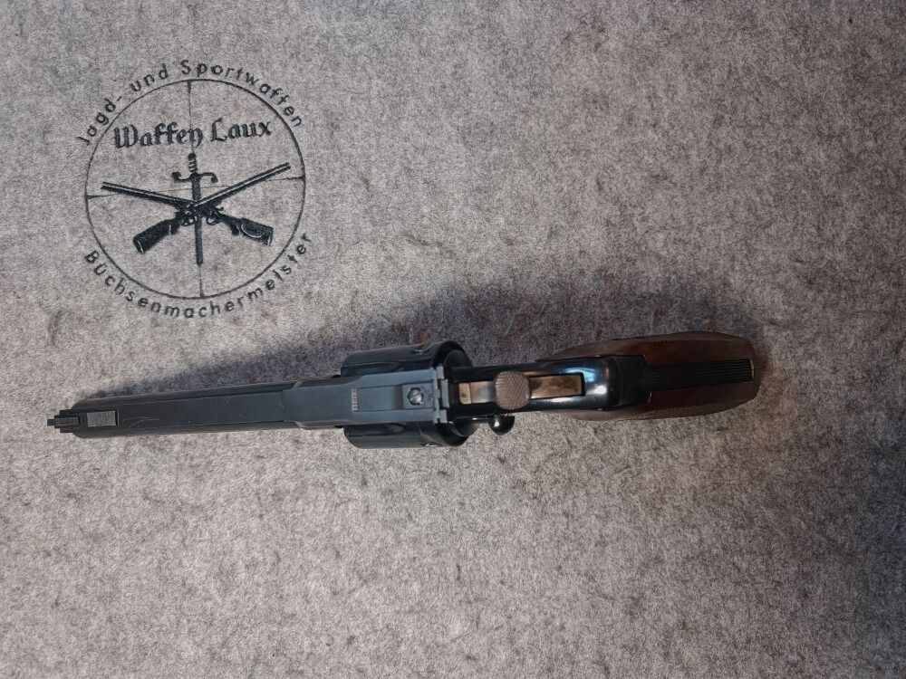 Revolver Colt Trooper Mark III blu + impugnature in legno