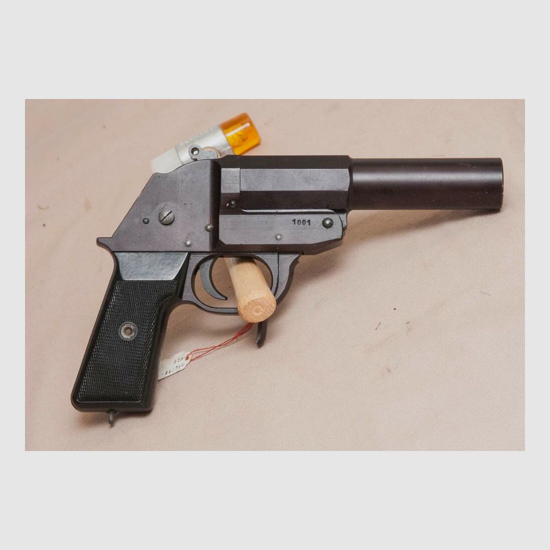 Suhl signal pistol LP 1 SigPi flare pistol Ministry of Defense stamping