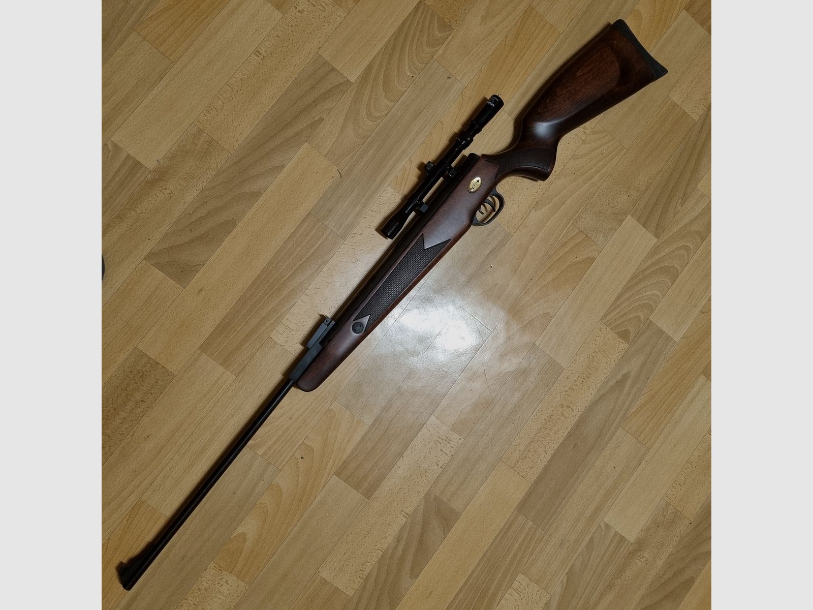 Norica Marvic Gold, 4,5 mm, ZF 3-7x20, Holzschaft