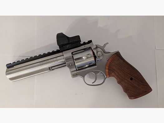 Ruger GP 100 Rotpunkt