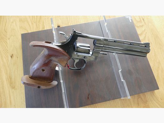 Colt Python