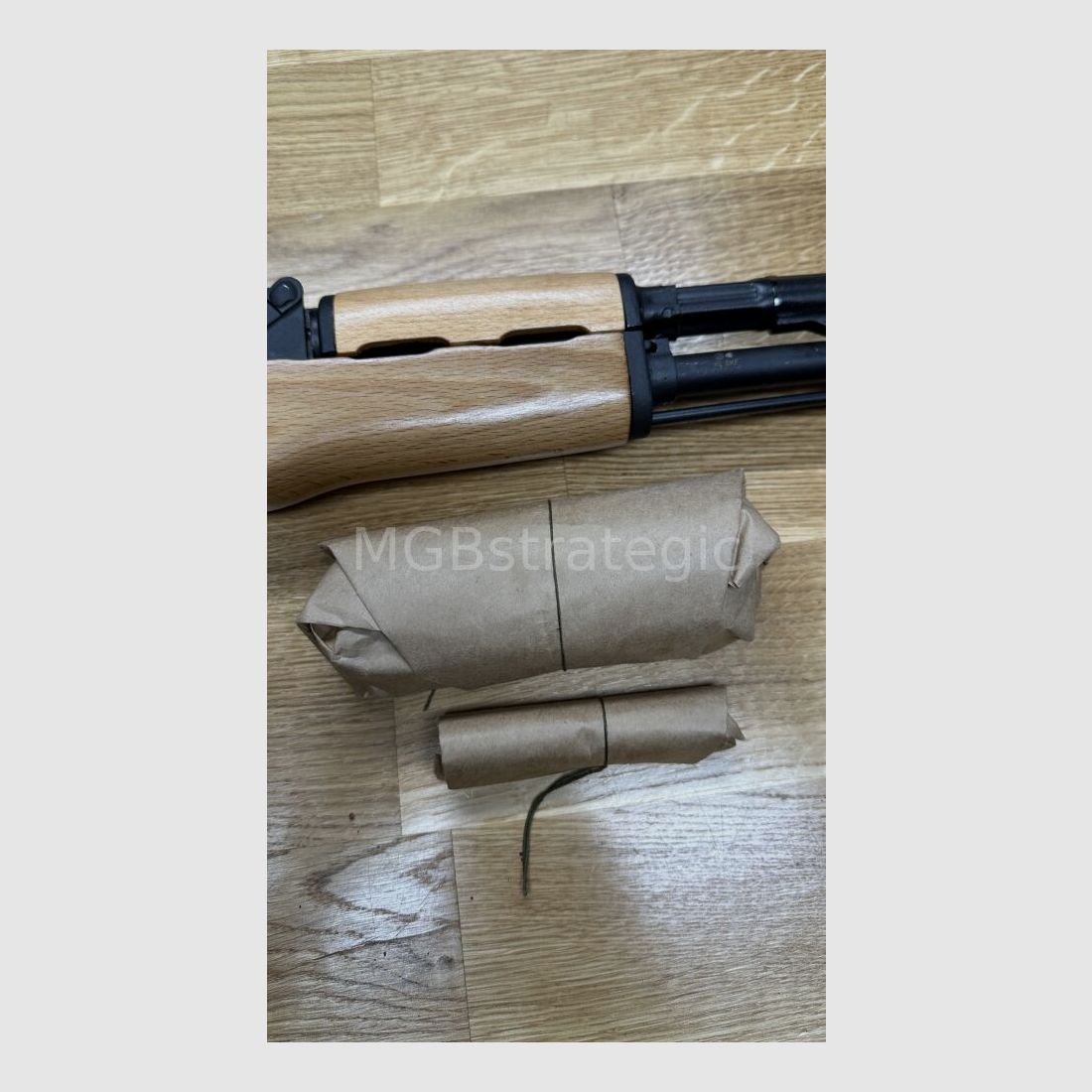 Cugir Modelo 64 - rifle semiautomático 7,62x39 - cañón de 42,5 cm con culata plegable Modelo 64 - cañón cromado duro - versión civil AKMS / sistema AKM / AK47 AK-47, imagen 6 de 7