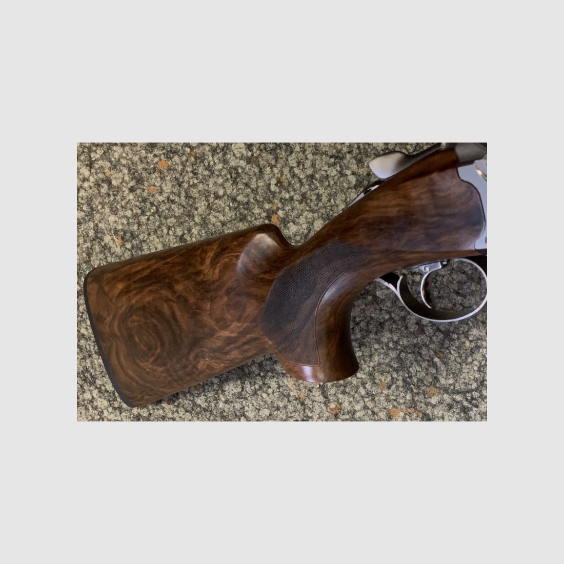 Sondermodell --- Beretta 694 Trap Schaft 12/76, 76cm Läufe, Wechselchokes Spor--- ausgesuchtes Holz!