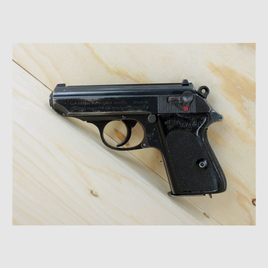 Pistolet samopowtarzalny WALTHER PPK kal. 9×17, z mag. 6-nabojowym, zdjęcie 1 z 3