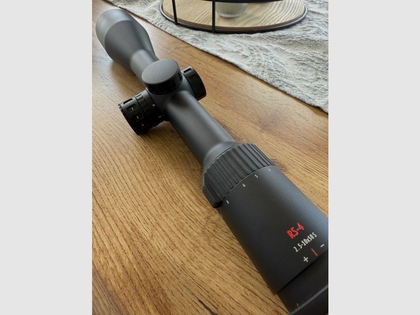 Zielfernrohr Minox RS4 2,5-10x50 S Absehen 4 LP