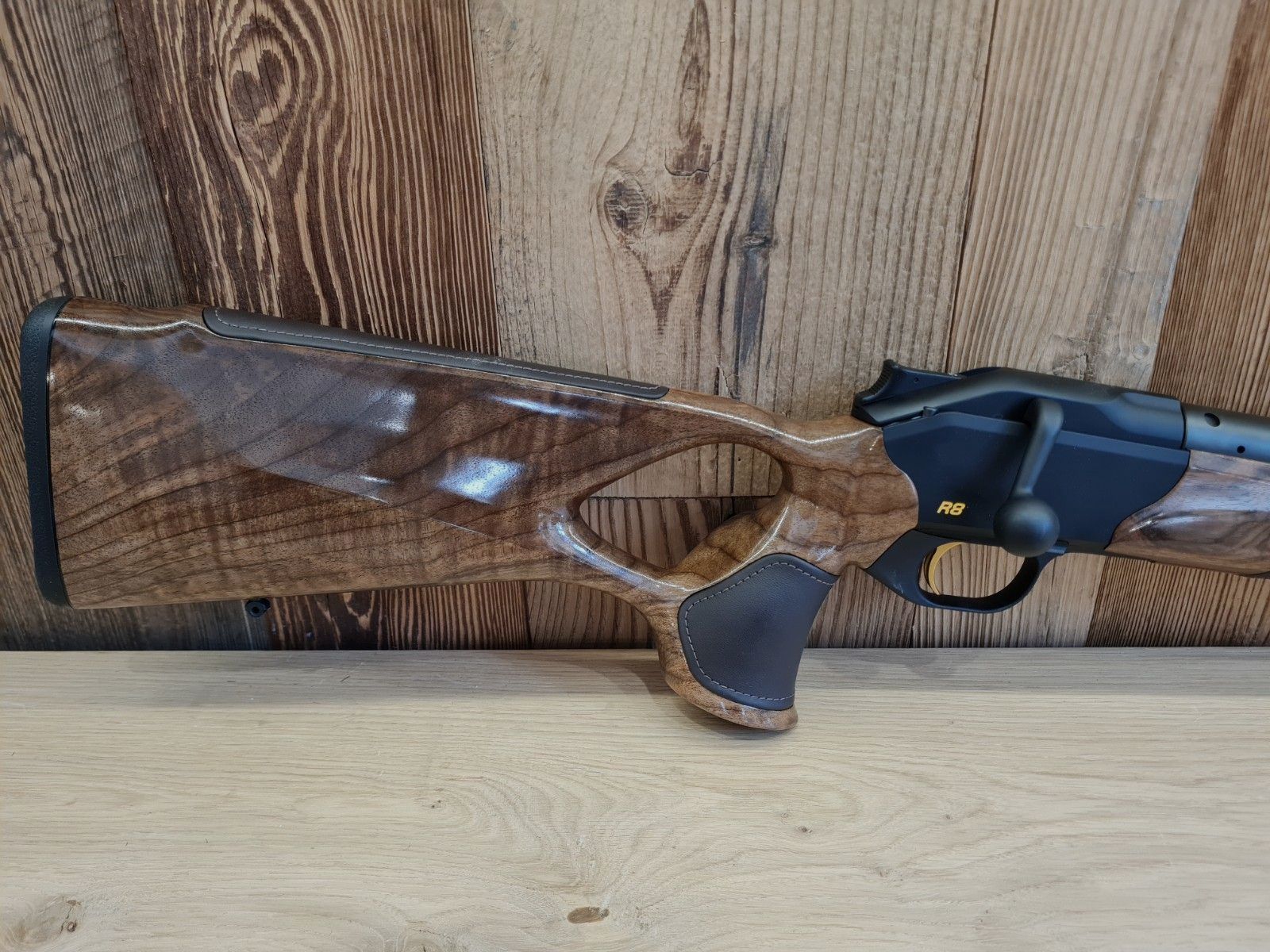 Blaser R8 Success Leather / Holzklasse 4 / verschiedene Lauflängen und Kaliber möglich! -- Jagdbar / Hof--