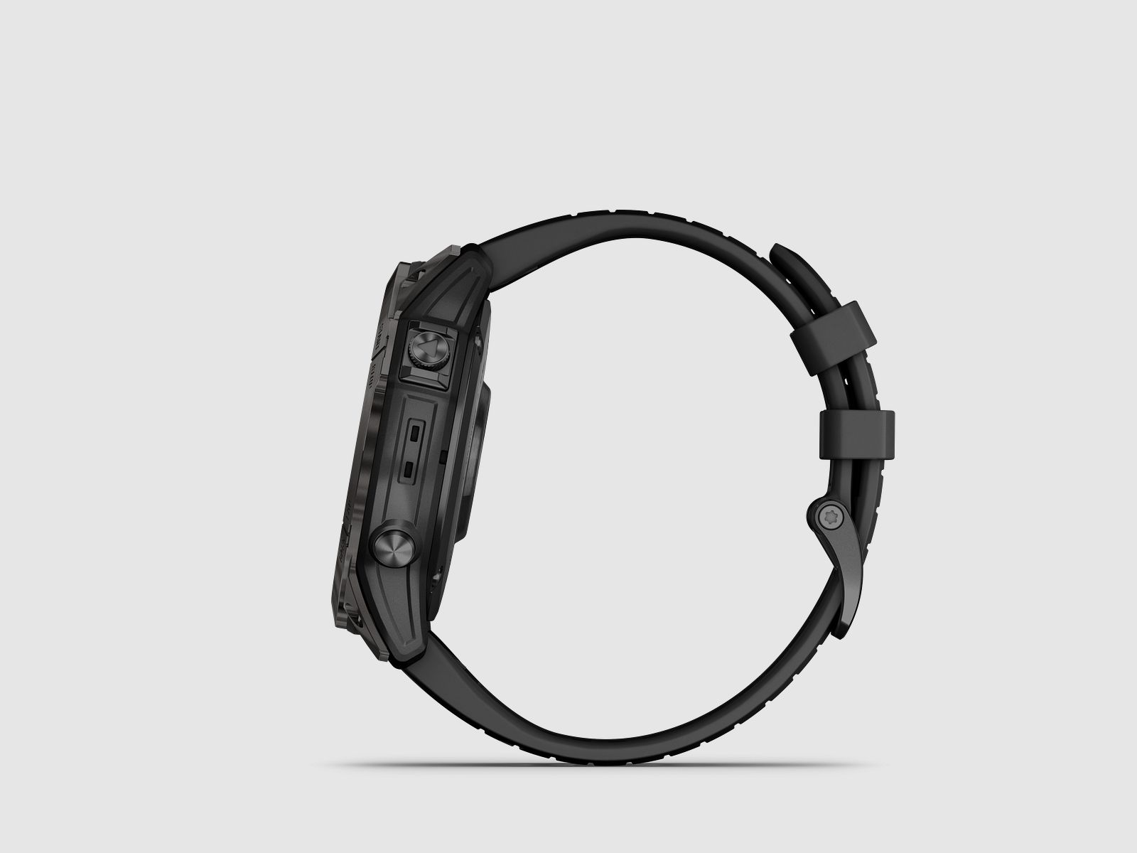 Garmin fēnix® 7X Pro – Edizione Sapphire Solar, Nero/Grigio Carbonio Titanio con cinturino in silicone QuickFit® da 26 mm