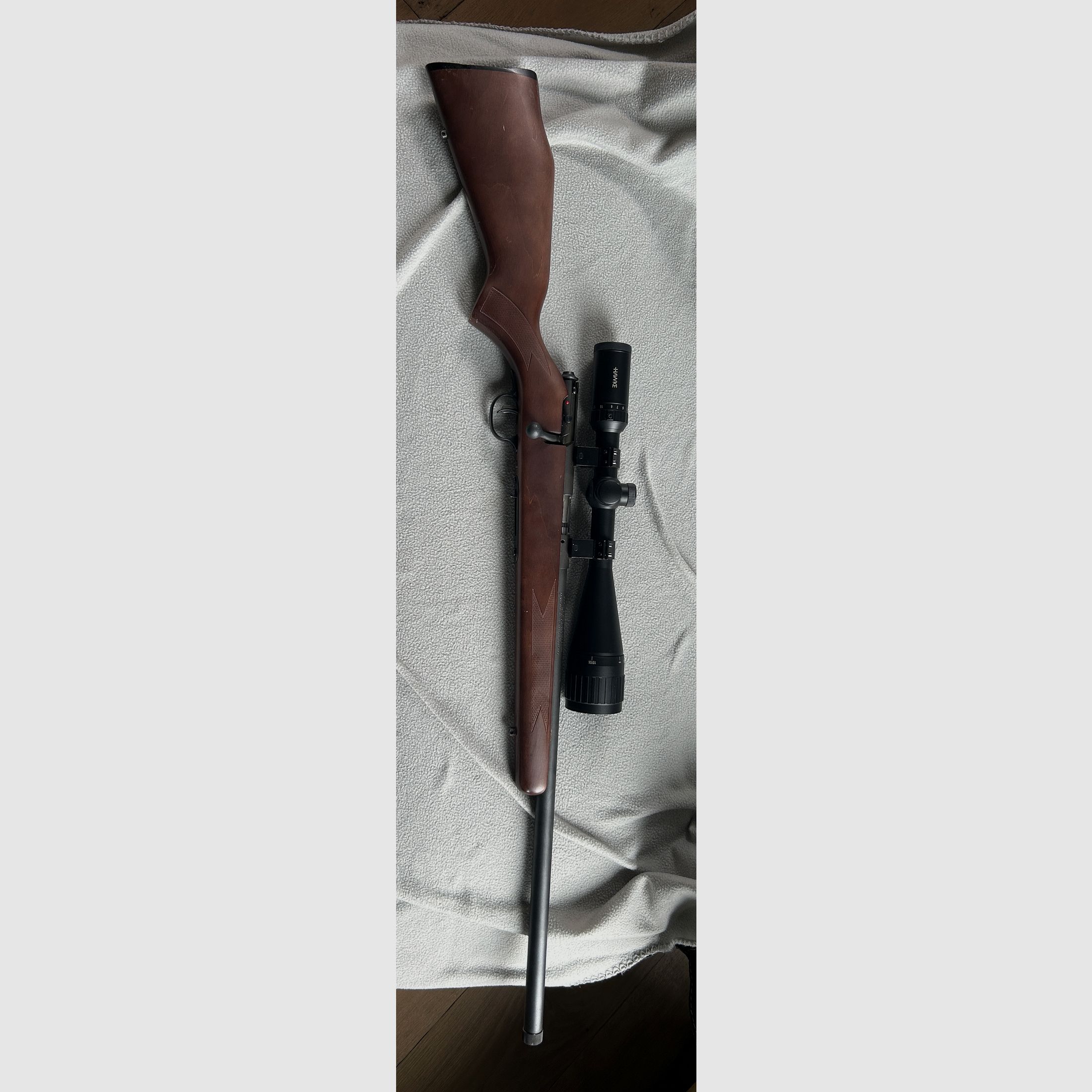 Savage 93R17 .17HMR mit ZF
