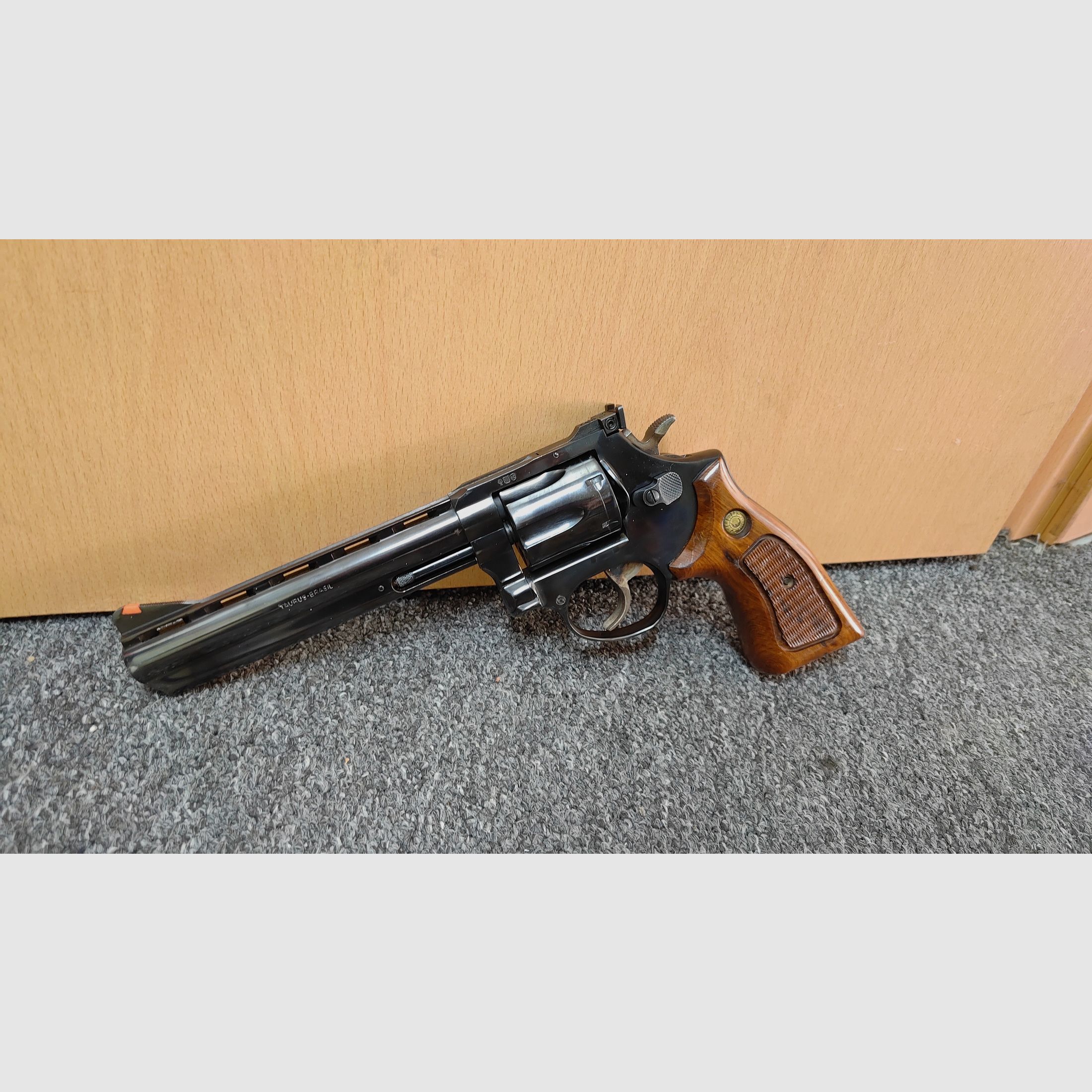 Taurus 689 357 Mag  Revolver 6-Zoll 
