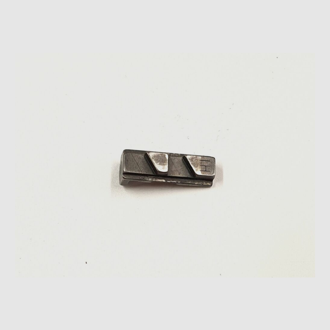 30M1 [25a] US 30M1 carbine Magazinhalter Typ 3/Magazine Catch Type 3, gebraucht/used ,US Military part