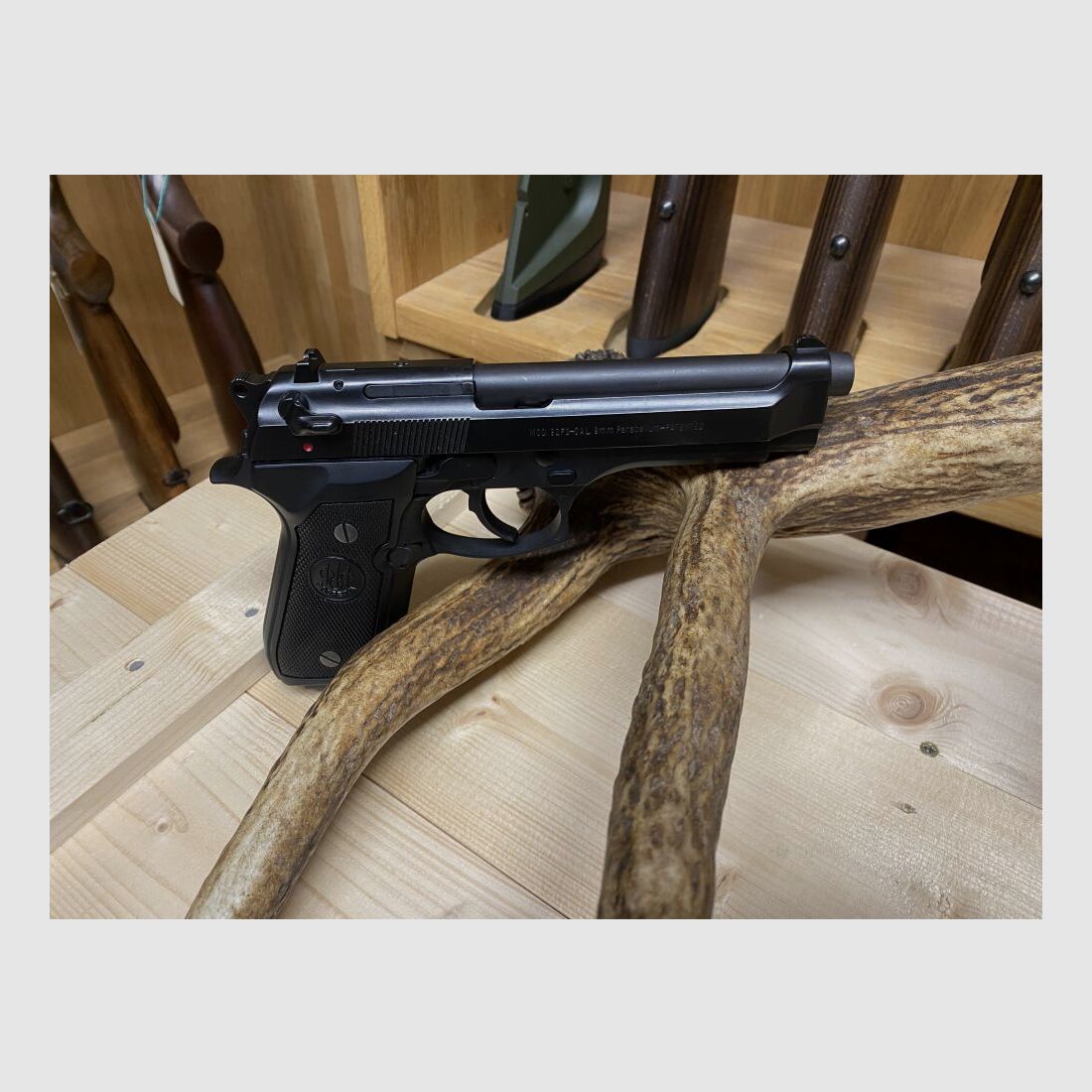 Beretta 92 FS, image 2 sur 3