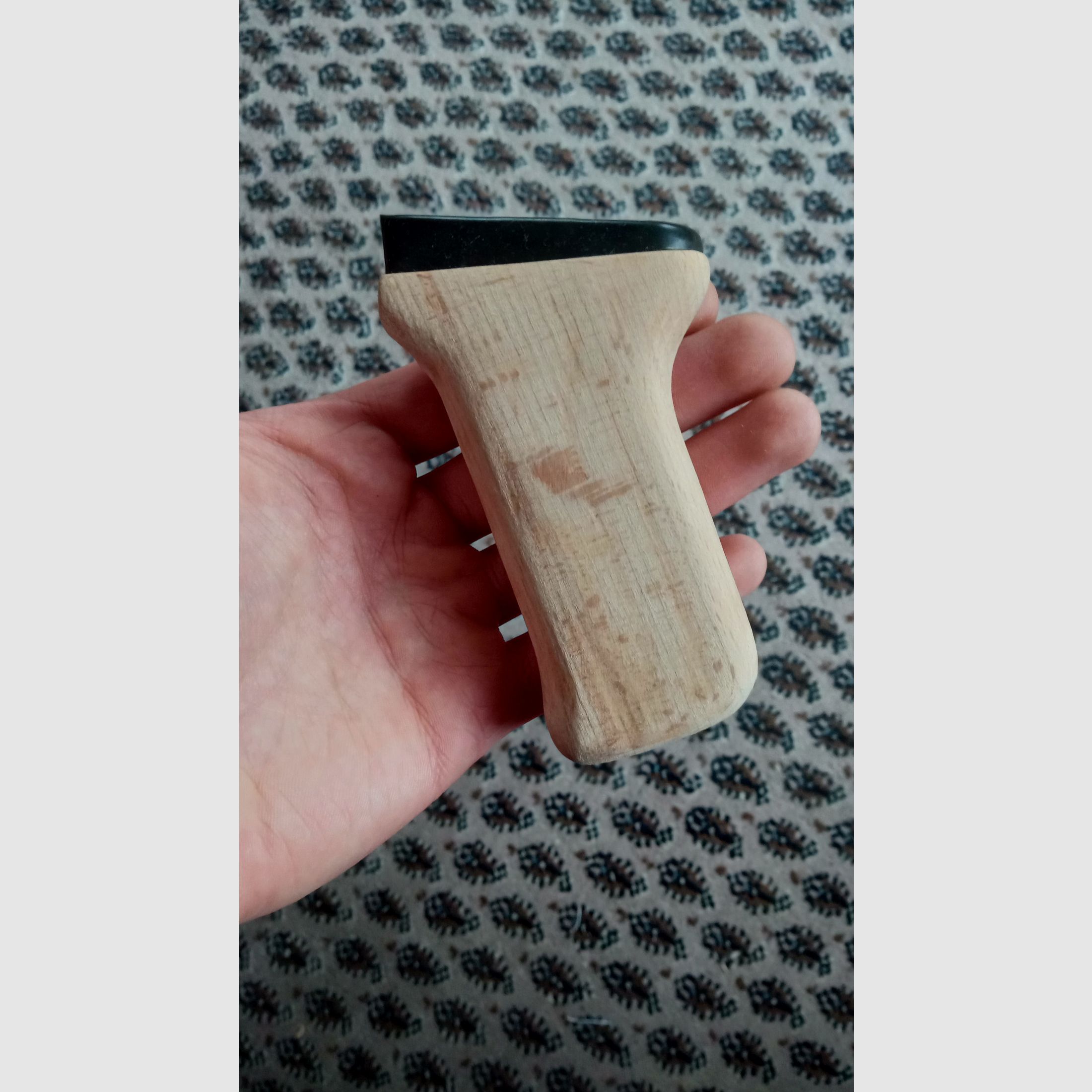 Original AK47 (nicht AKM!) unterer Holz Handschutz aus Buche / Eingepasst für GSG Cybergun Co2 AK47 (China-Yunker)