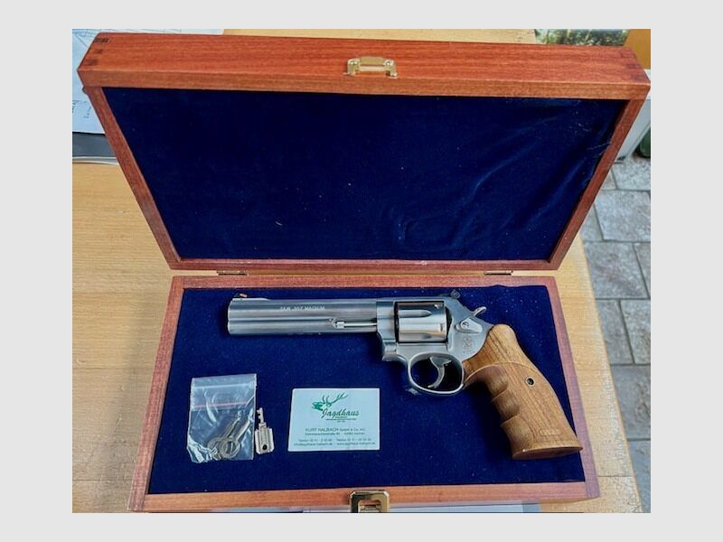 Kommissionen Rev. S&W 686-6 6'' 1-150 Editi