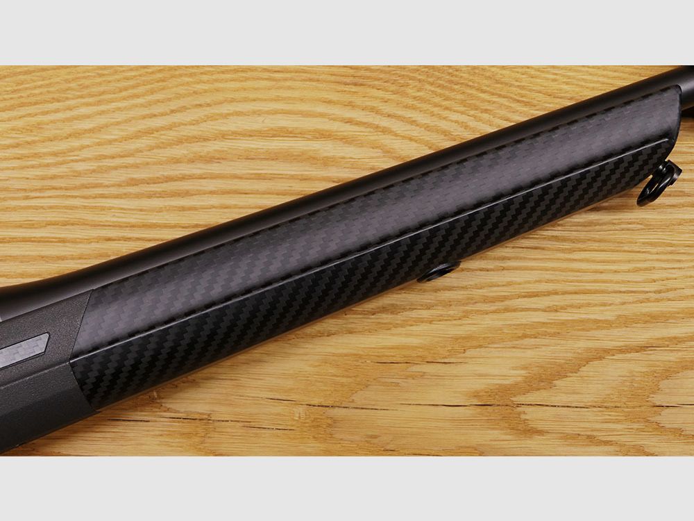 Blaser R8 with FBT carbon stock / .308 Win. / 47cm barrel length / M15x1 / FBT INCA 44Ti silencer / TOP