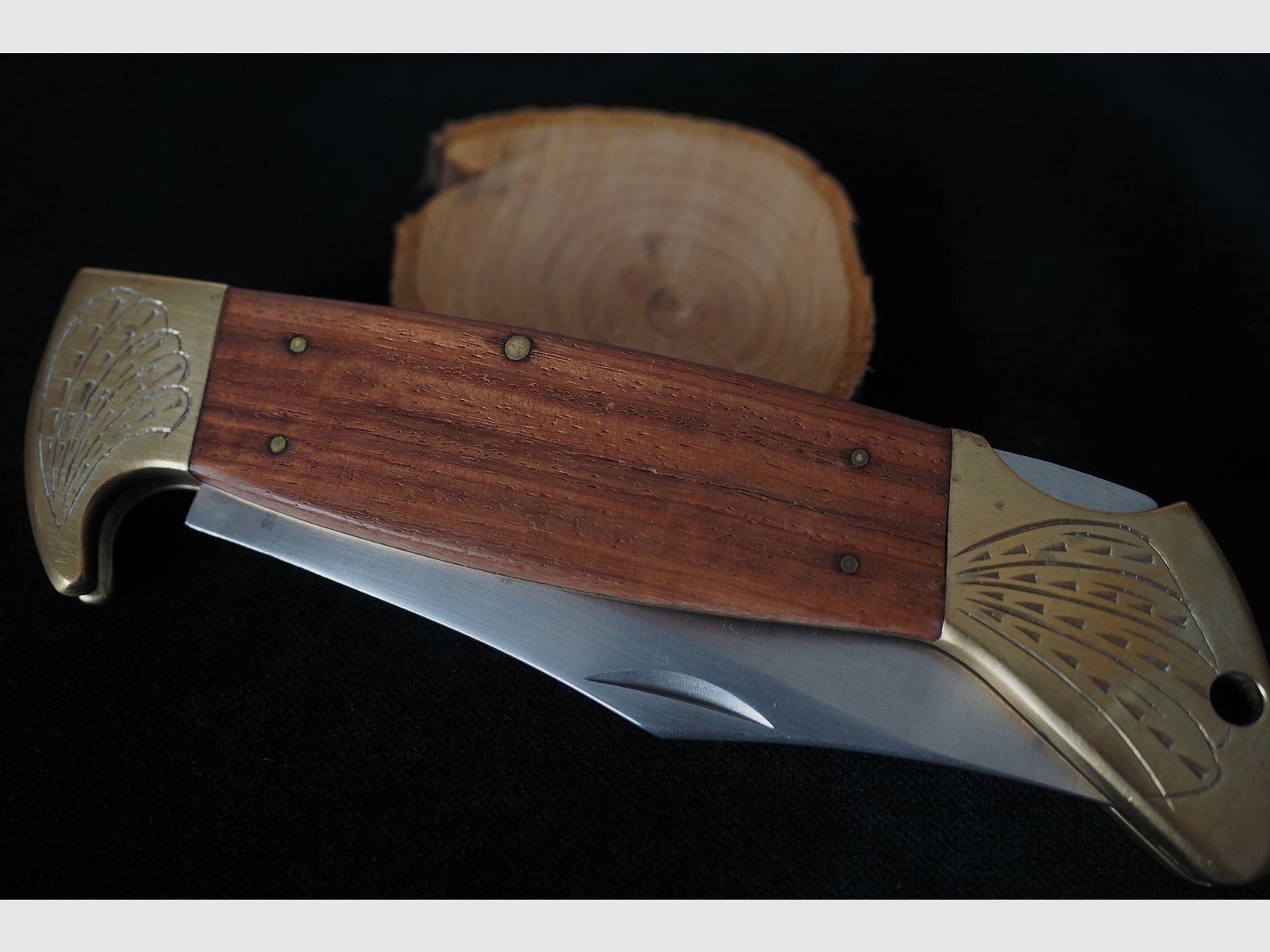 Großes Taschenmesser mit Messingbacken sehr massives ,,Monsterteil,,