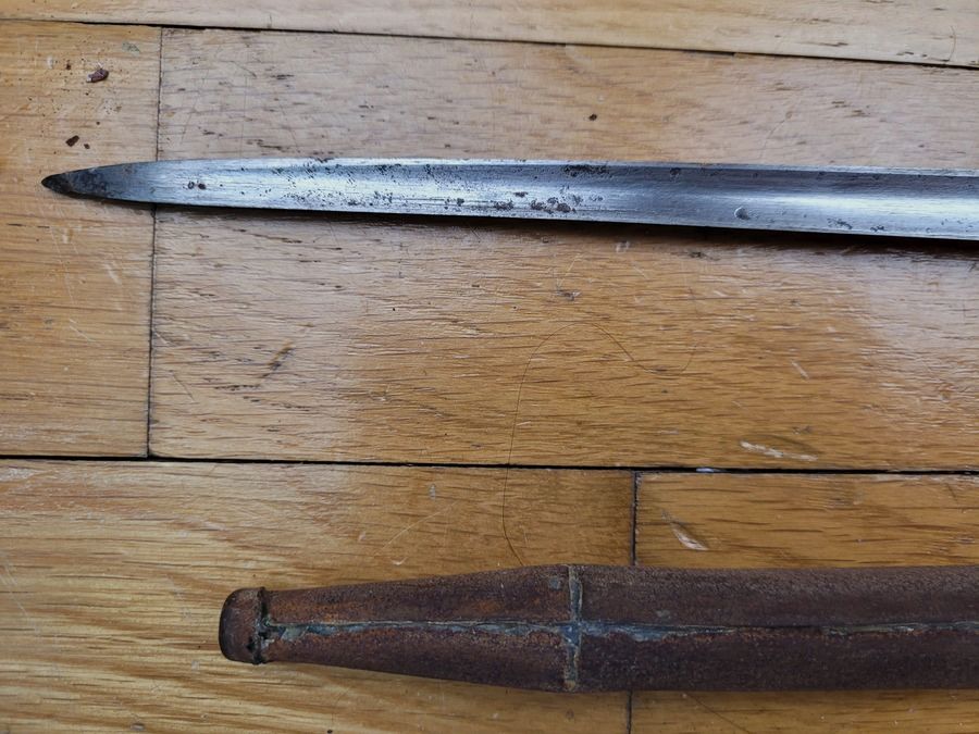 ERSOC bajonet vervanging ES07 Duits – ijzeren handvat op basis van een bajonetblad met Engelse huls model 1853 – Handvat type A bij koning William – TBE, afbeelding 9 van 12