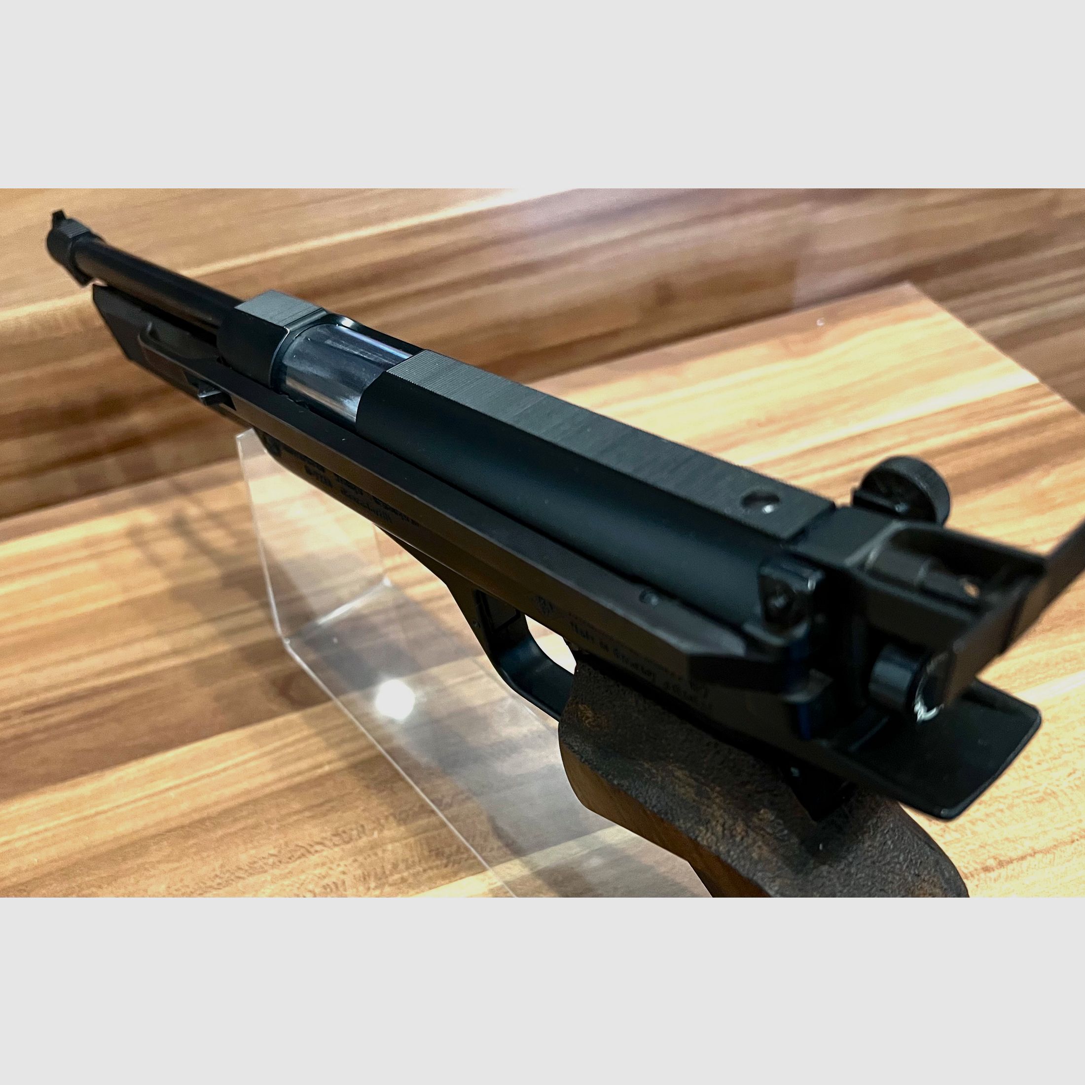 Match Luftpistole od Feinwerkbau, model 80.