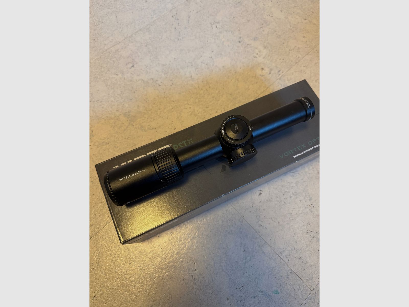 Vortex Viper PST Gen II 1-6x24 VMR-2 MRAD