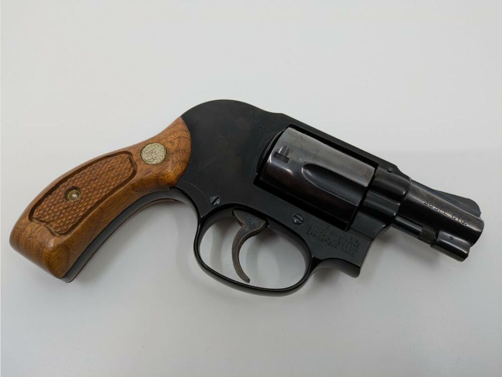 S&W 38