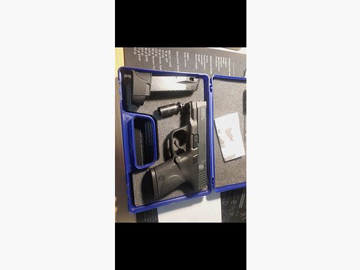 Smith and Wesson Mp9C 9mm pak