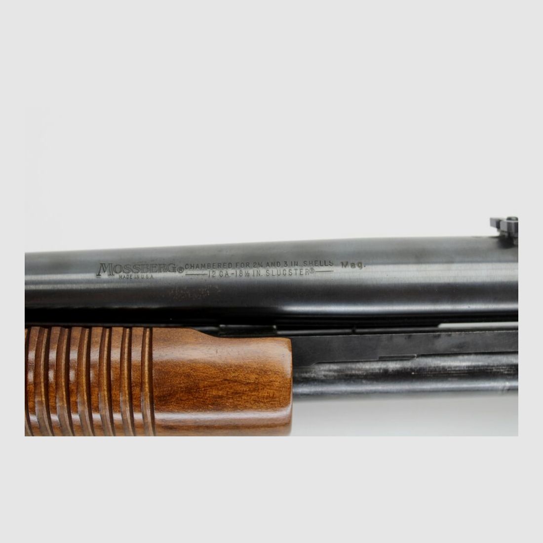 Fucile a ripetizione con calcio anteriore Mossberg 500A Slugster 12/76