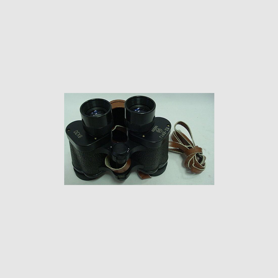 InnoMar Classic Military M830-62 8x30 Binocular, Gehäuse beledert