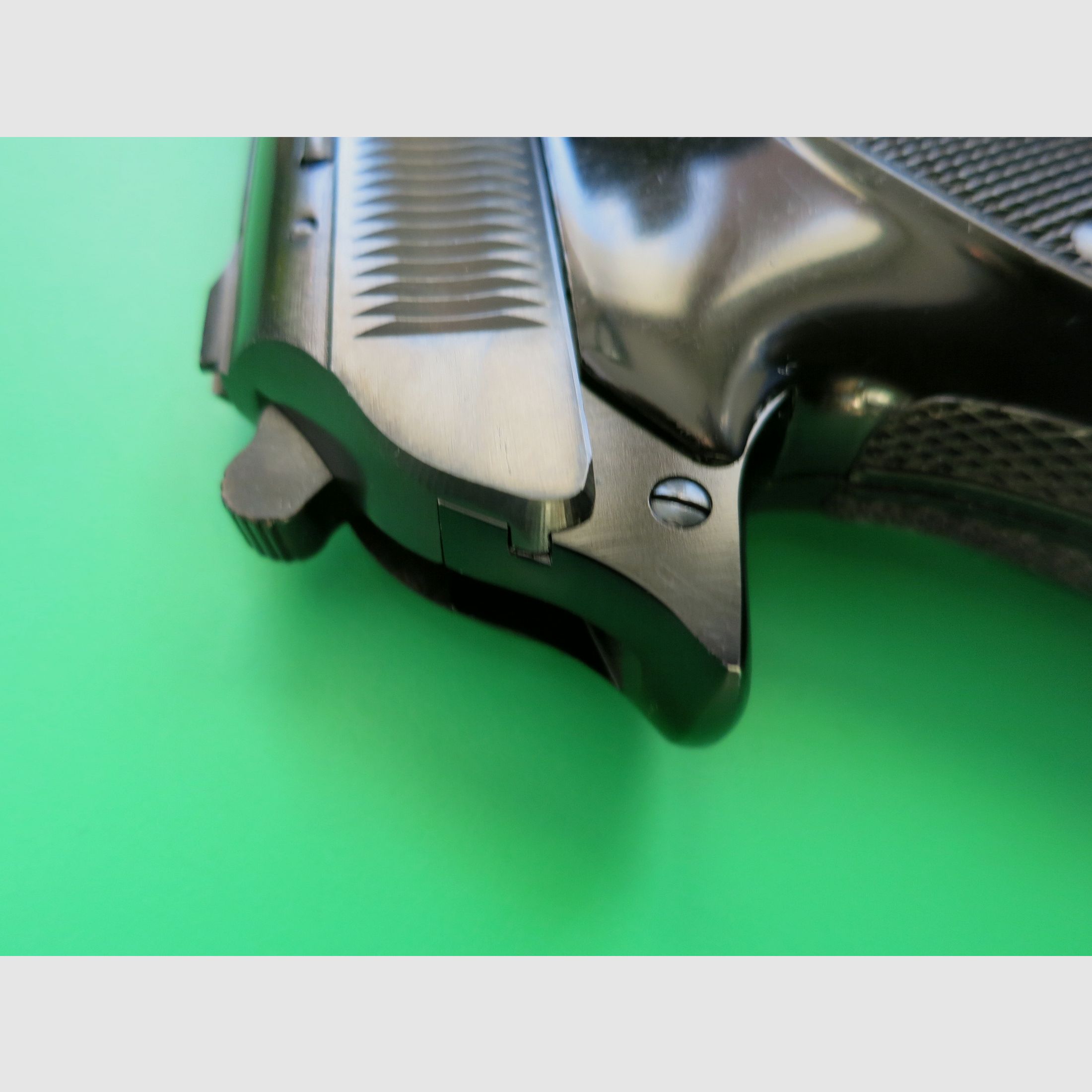 Halbautomatische Pistole Bernardelli Modell 60, Kal. 7,65 mm Browning       #33